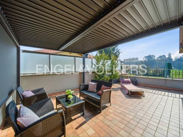Villa Indipendente in affitto a Fino Mornasco, Lombardia