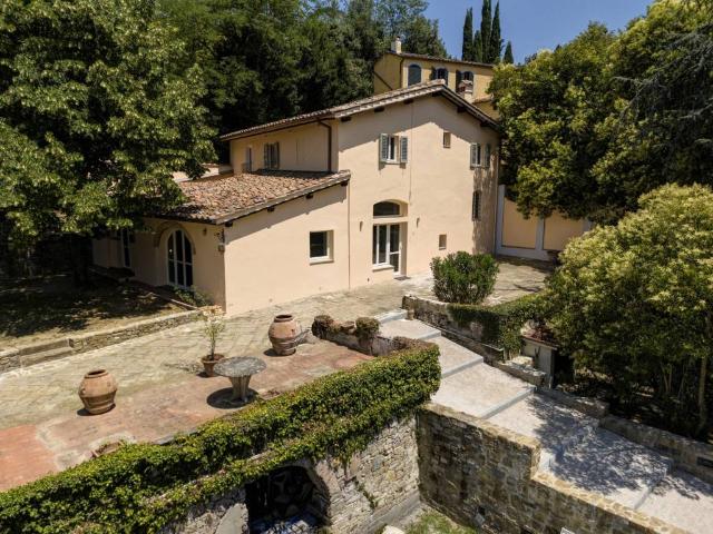Villa Indipendente in affitto a Galluzzo, Firenze
