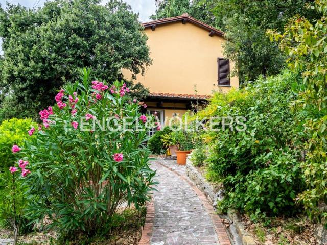 Villa Indipendente in affitto a Quartiere 2, Firenze