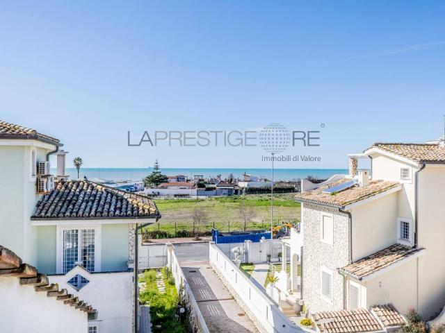 Villa Indipendente in affitto a Fregene, Roma Capitale