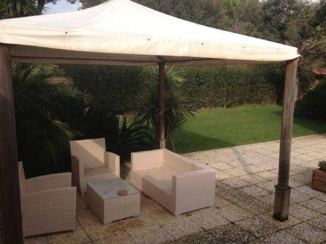 Villa Indipendente in affitto a Fregene, Roma Capitale