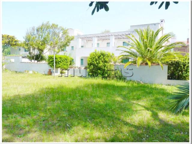 Villa Indipendente in affitto a Fregene, Roma Capitale