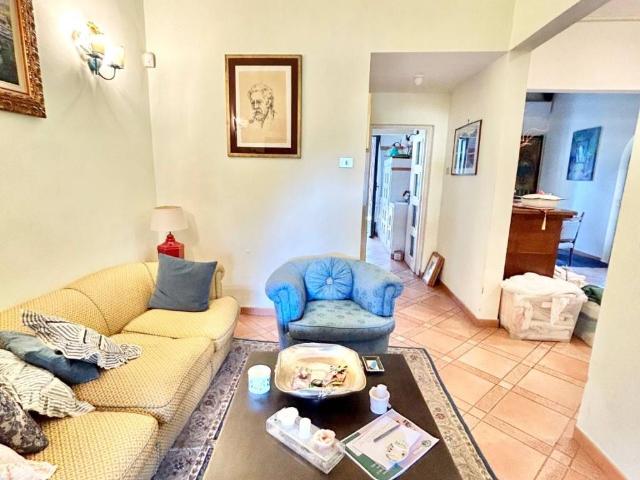 Villa Indipendente in affitto a Fregene, Roma Capitale
