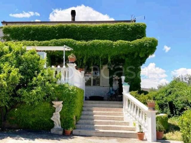 Villa Indipendente in affitto a Puglia, Foggia