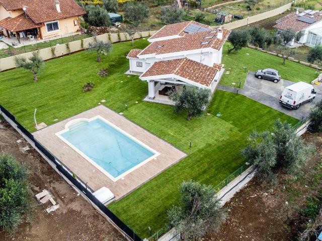 Villa Indipendente in affitto a Roma Capitale, Lazio