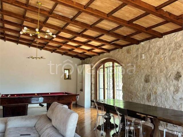 Villa Indipendente in affitto a Formia, Lazio