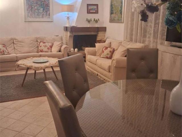 Villa Indipendente in affitto a Formia, Lazio