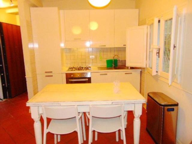 Villa Indipendente in affitto a Vittoria Apuana, Forte Dei Marmi