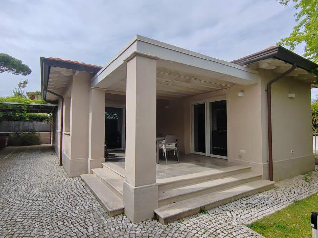 Villa Indipendente in affitto a Piemonte, Torino