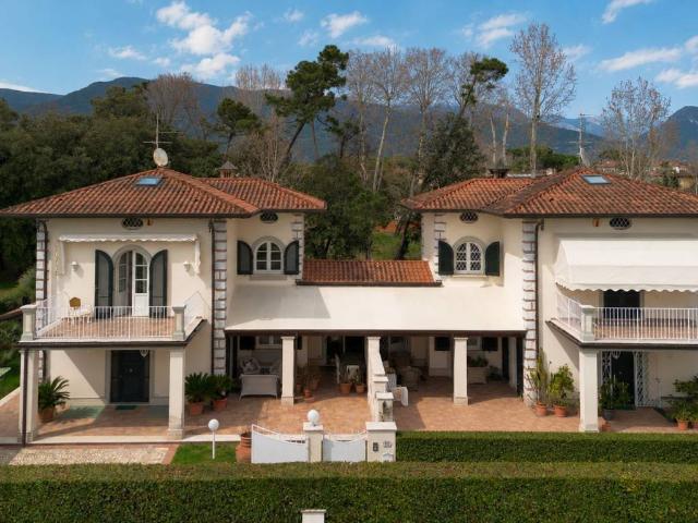 Villa Indipendente in affitto a Vittoria Apuana, Forte Dei Marmi