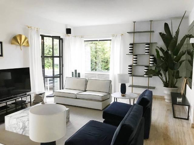 Villa Indipendente in affitto a Vittoria Apuana, Forte Dei Marmi