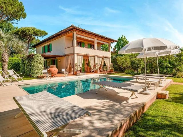 Villa Indipendente in affitto a Vittoria Apuana, Forte Dei Marmi
