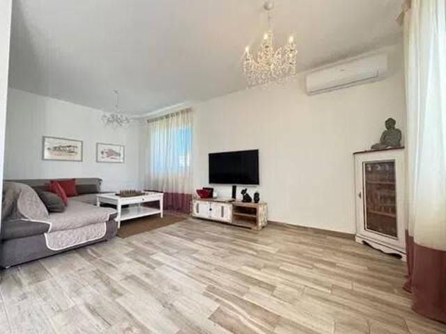 Villa Indipendente in affitto a Caranna, Forte Dei Marmi
