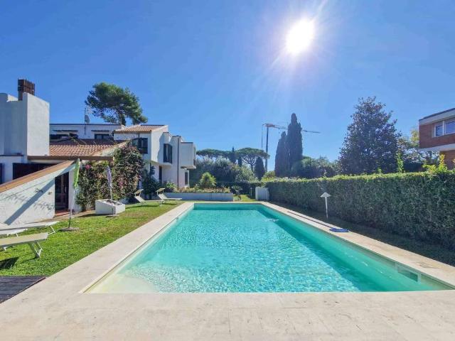 Villa Indipendente in affitto a Caranna, Forte Dei Marmi