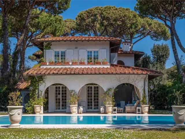 Villa Indipendente in affitto a Roma Imperiale, Forte Dei Marmi