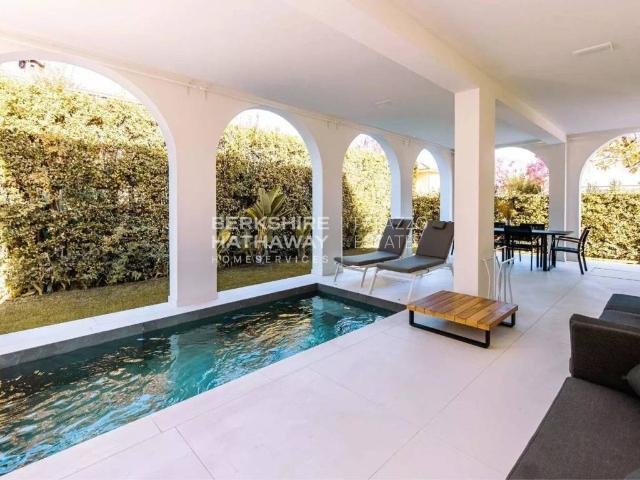 Villa Indipendente in affitto a Forte Dei Marmi, Toscana