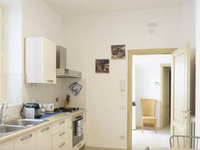Villa Indipendente in affitto a Roma Imperiale, Forte Dei Marmi