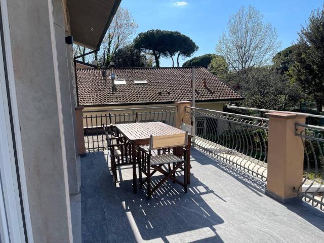 Appartamento in affitto a Vittoria Apuana, Forte Dei Marmi