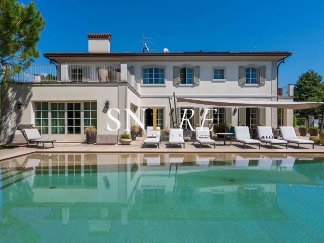 Villa Indipendente in affitto a Vittoria Apuana, Forte Dei Marmi