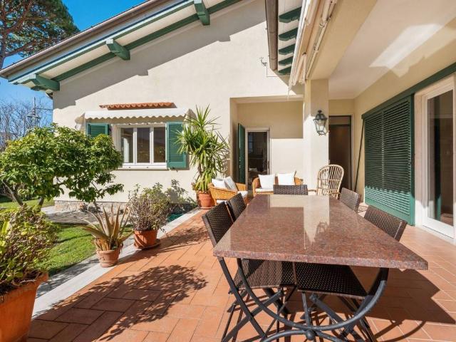 Villa Indipendente in affitto a Roma Imperiale, Forte Dei Marmi