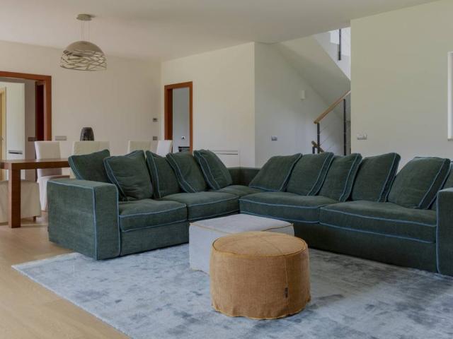 Villa Indipendente in affitto a Vittoria Apuana, Forte Dei Marmi