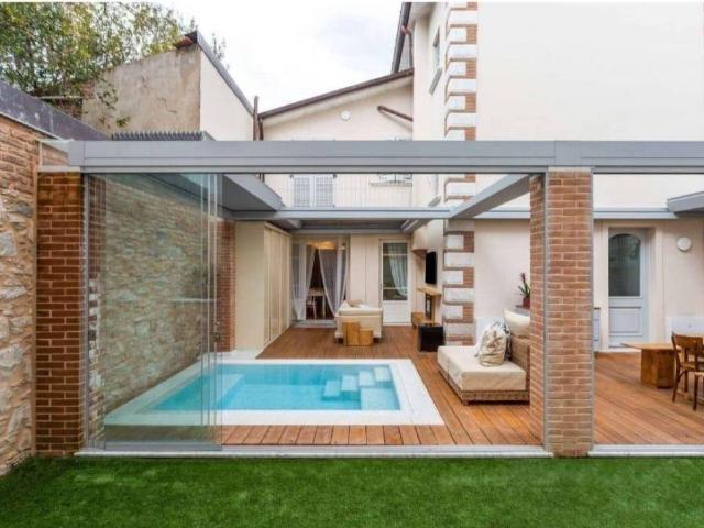 Villa Indipendente in affitto a Roma Imperiale, Forte Dei Marmi