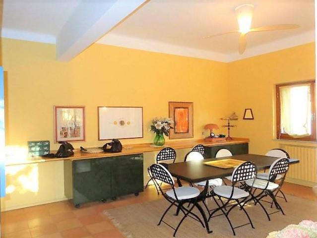 Villa Indipendente in affitto a Vittoria Apuana, Forte Dei Marmi