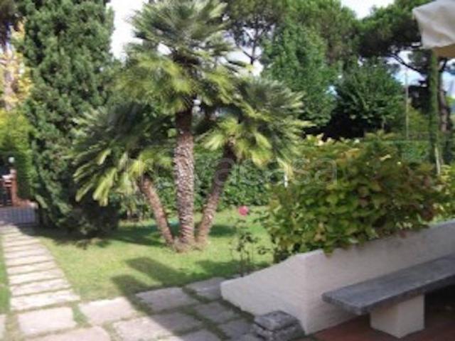 Villa Indipendente in affitto a Caranna, Forte Dei Marmi