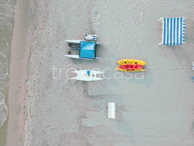Villa Indipendente in affitto a Roma Imperiale, Forte Dei Marmi