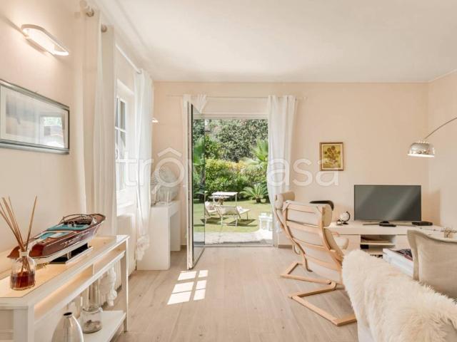 Villa Indipendente in affitto a Piemonte, Torino