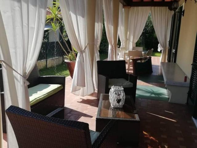 Villa Indipendente in affitto a Buonarroti, Gerenzano