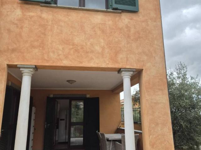 Villa Indipendente in affitto a Frascati, Roma Capitale