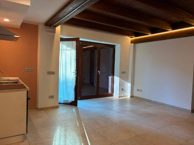Villa Indipendente in affitto a Gallarate, Lombardia