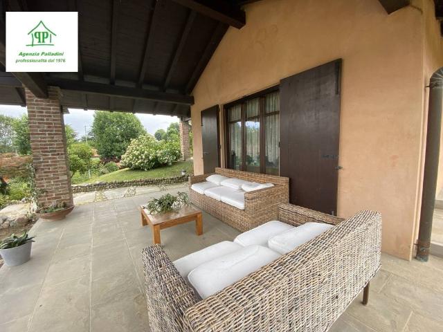 Villa Indipendente in affitto a Galliate Lombardo, Varese