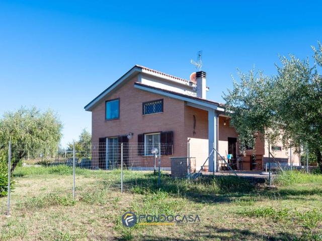 Villa Indipendente in affitto a Gallicano nel Lazio, Roma Capitale