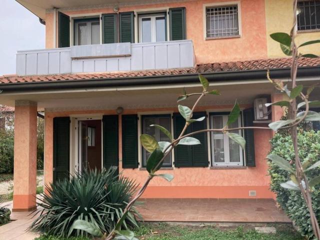 Villa Indipendente in affitto a Gazzo Padovano, Veneto