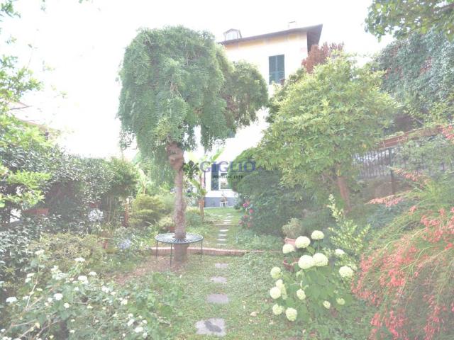 Villa Indipendente in affitto a Ponente, Serra Riccò