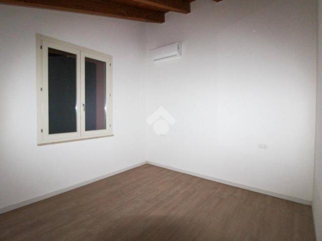 Villa Indipendente in affitto a Ghedi, Lombardia