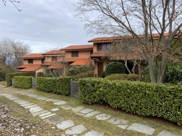 Villa Indipendente in affitto a Piemonte, Verbano-cusio-ossola