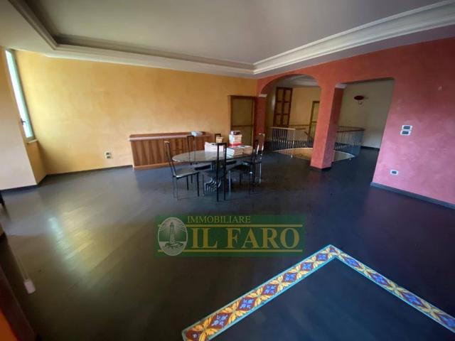 Villa Indipendente in affitto a Qualiano, Campania