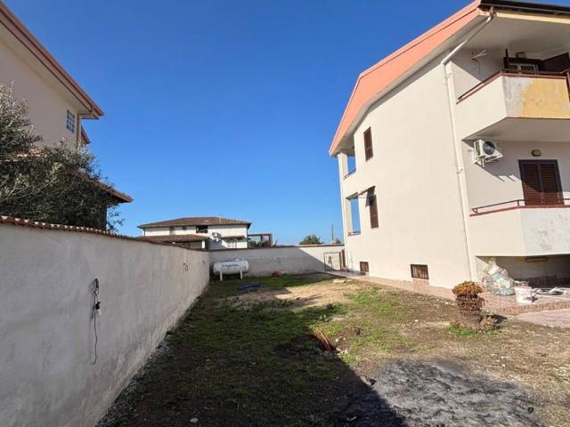 Villa Indipendente in affitto a Giugliano In Campania, Campania