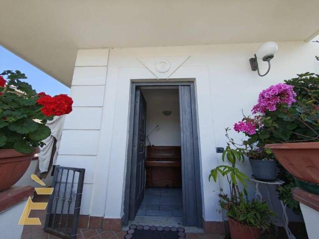 Appartamento in affitto a Canosa, Giugliano In Campania