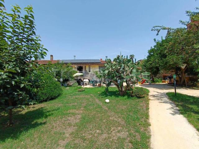 Villa Indipendente in affitto a Giugliano In Campania, Campania