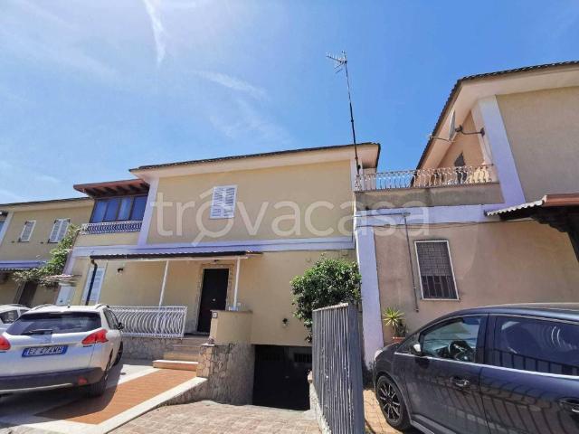 Villa Indipendente in affitto a Giugliano In Campania, Campania