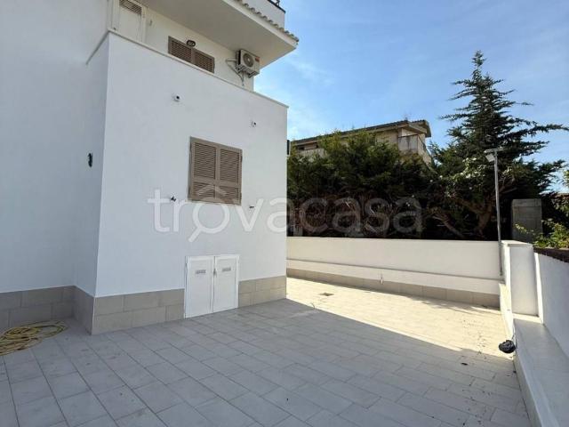 Villa Indipendente in affitto a Cortaccione, Spoleto