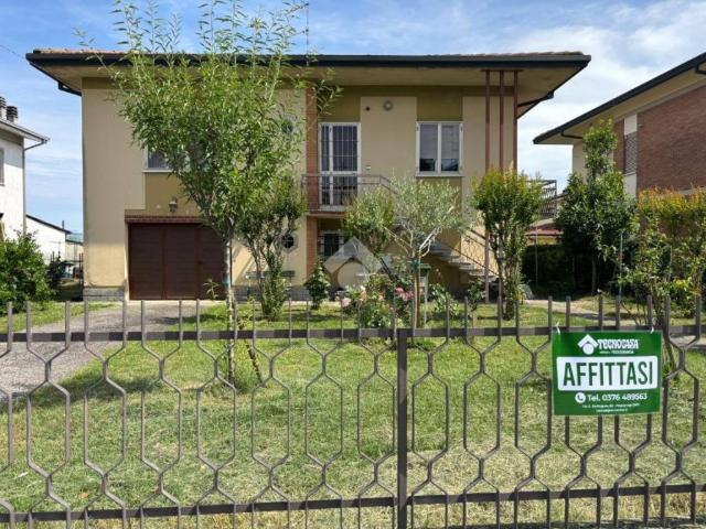 Villa Indipendente in affitto a Bondeno Di Gonzaga, Lombardia