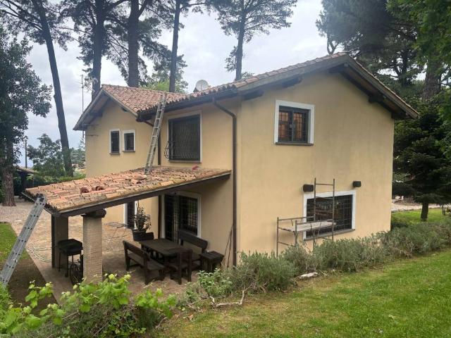 Villa Indipendente in affitto a Grottaferrata, Roma Capitale