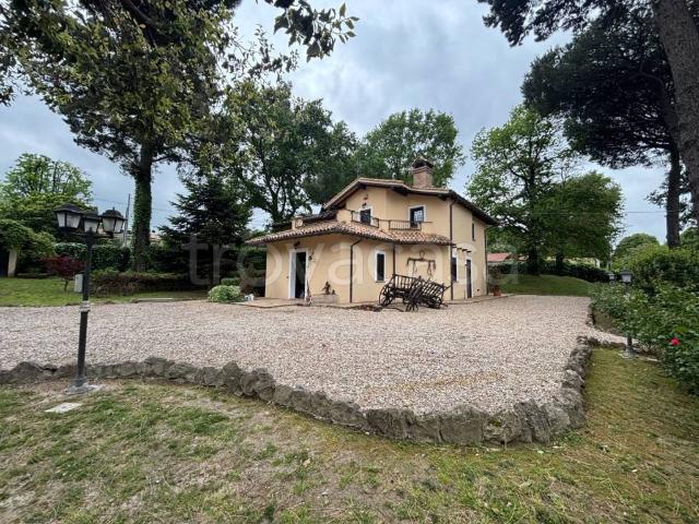 Villa Indipendente in affitto a Roma Capitale, Lazio