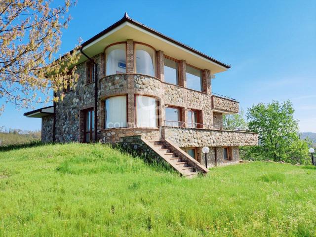 Villa Indipendente in affitto a San Lorenzo Nuovo, Lazio