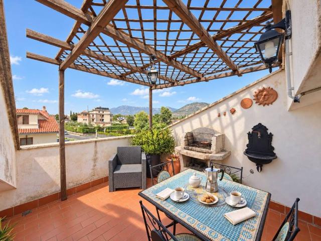Villa Indipendente in affitto a Guidonia Montecelio, Roma Capitale